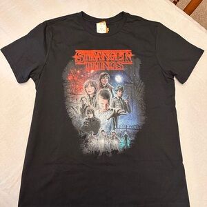 Stranger Things Poster T-Shirt Men’s Size Large - Brand New With Tags